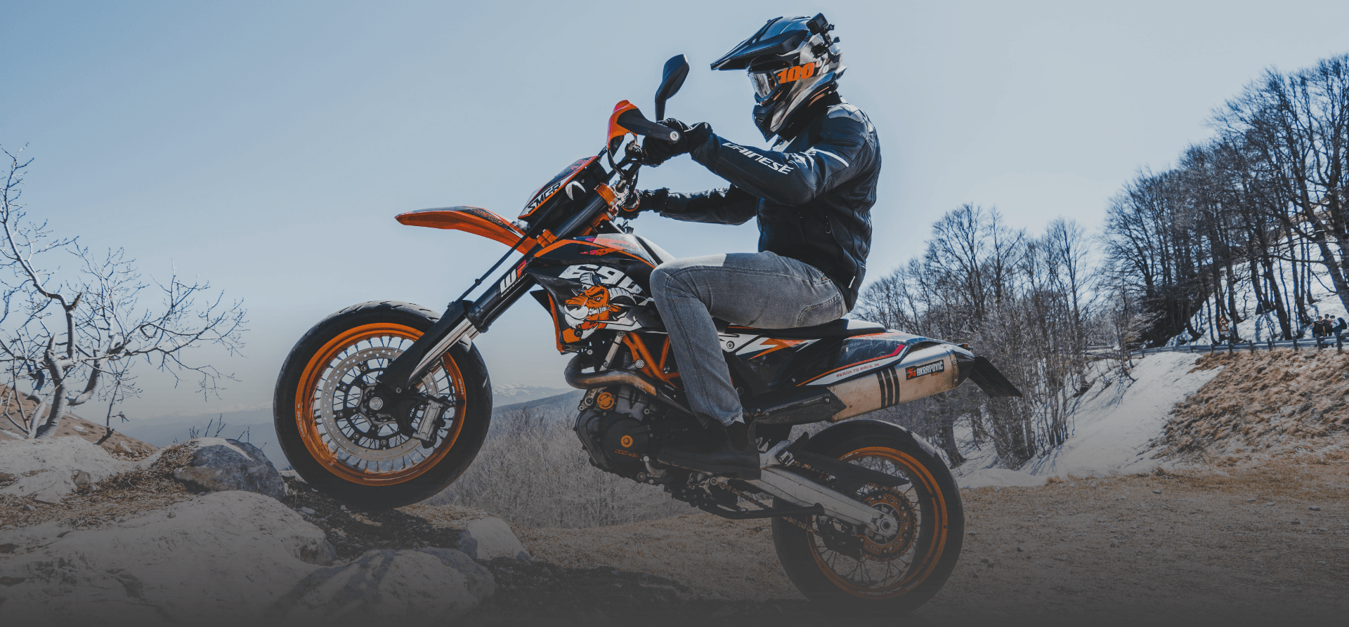 Naší zálibou je moto sport